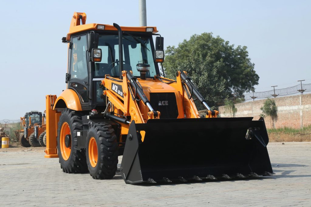 Экскаватор, погрузчик в лизинг